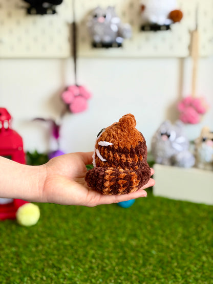 Chat Flouf grand modèle de Nuiba, peluche douce et câline avec détails réalistes, idéal pour les amateurs de chats en peluche.